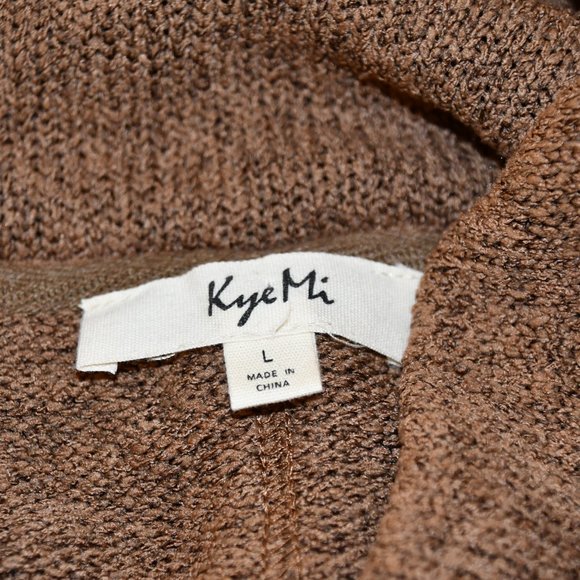 REDUCED 1.23.22 - Kyemi Brown Sweater - Picture 4 of 5